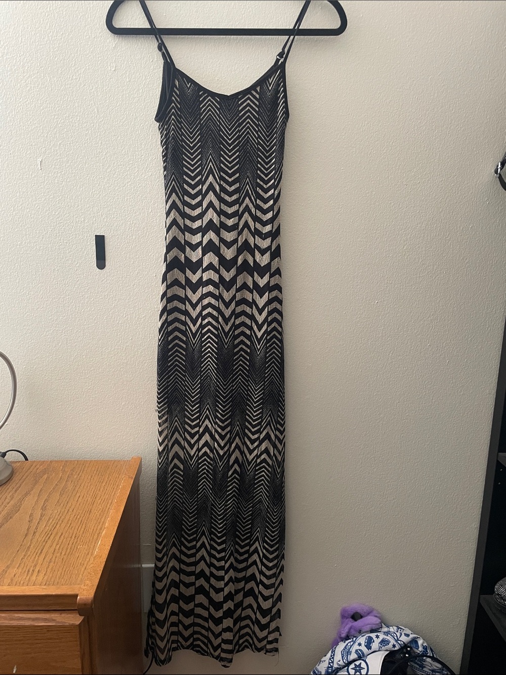 Sleeveless Black and Cream Chevron Maxi Dress